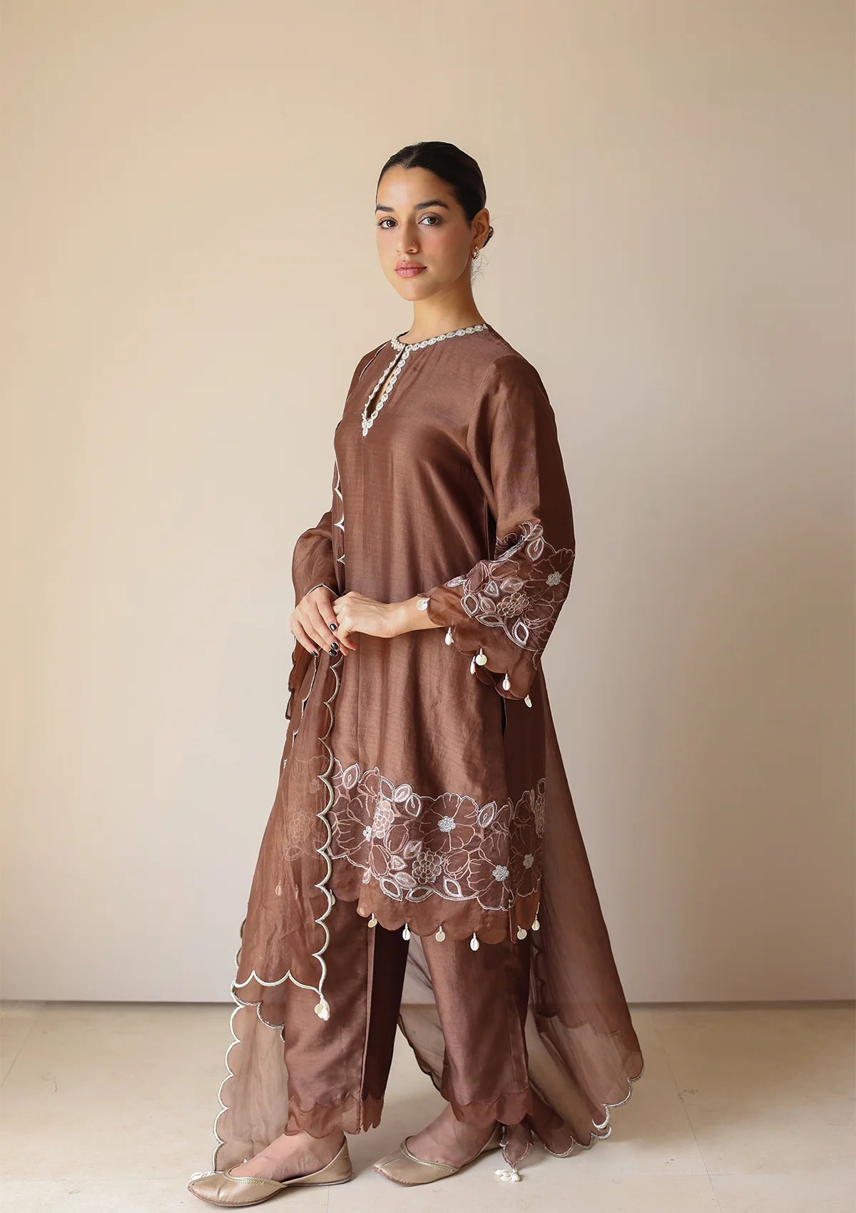 Shivanya Mocha Applique Kurta Set