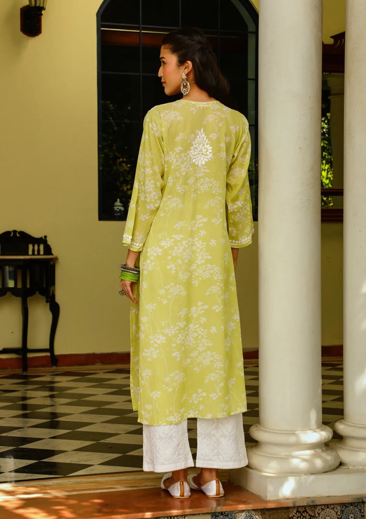Noor-E-Zard Handcrafted Chikankari Kurti
